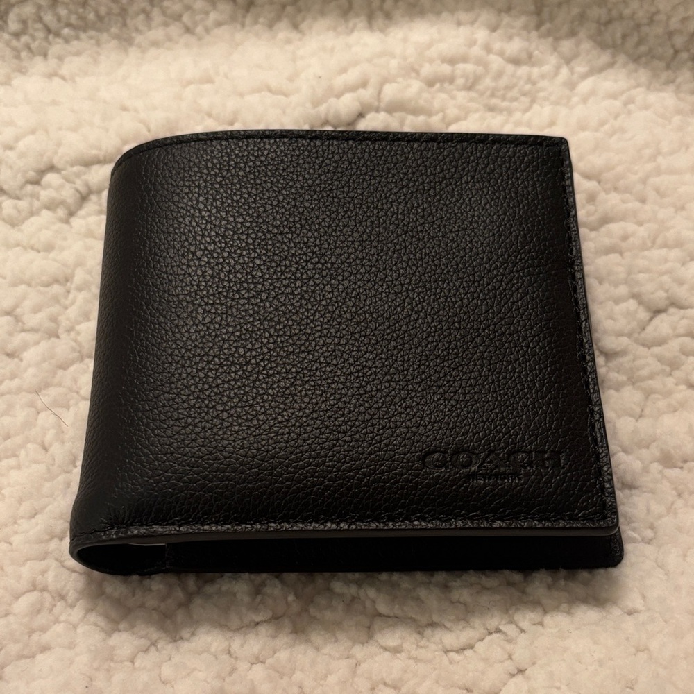 Coach Black Leather Card Holder - Picture 2 of 6